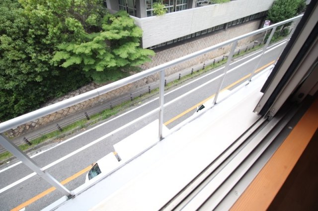 メインステージ芦屋川のバルコニー