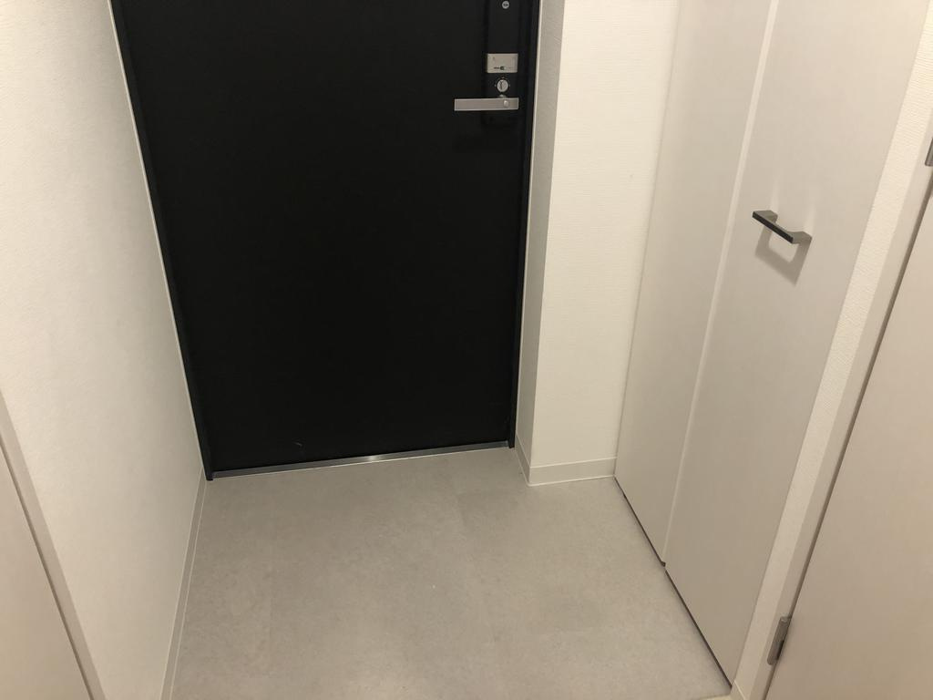 エスリード神戸レジデンスの玄関