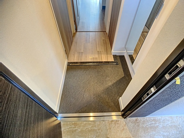 エスライズ神戸三宮山手通2番館の玄関