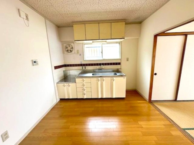 甲南メゾン本山の居間・リビング