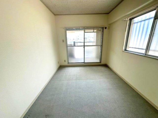 甲南メゾン本山の居間・リビング