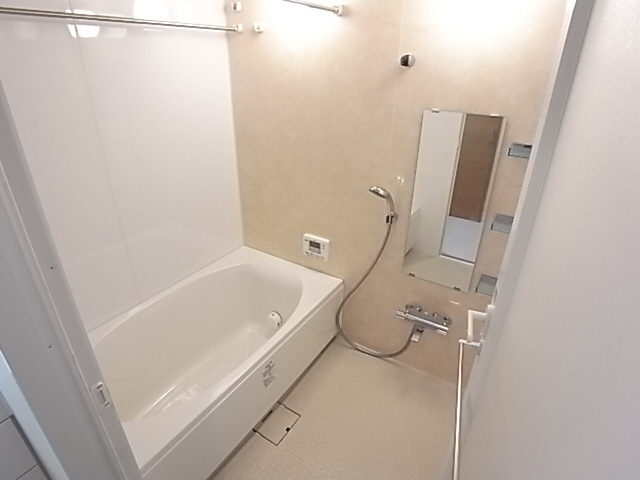 リブレ御影の浴室