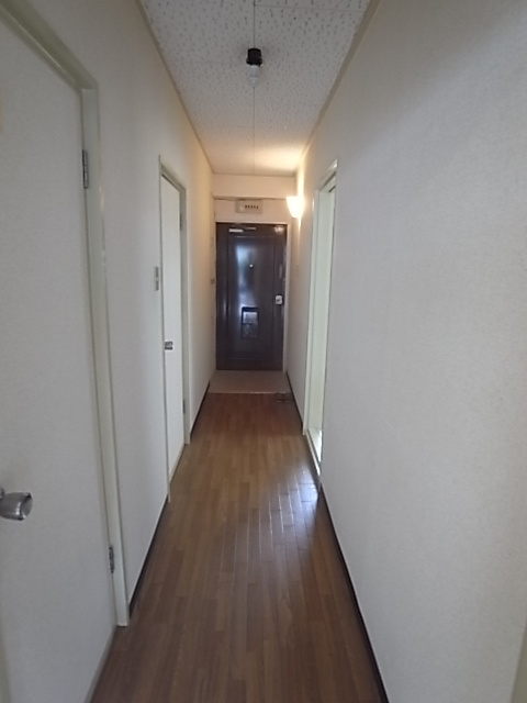 宮崎マンションの居間・リビング