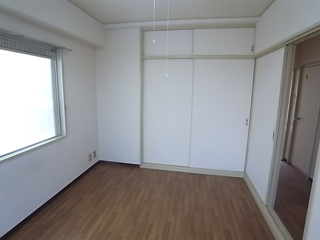 宮崎マンションの居間・リビング