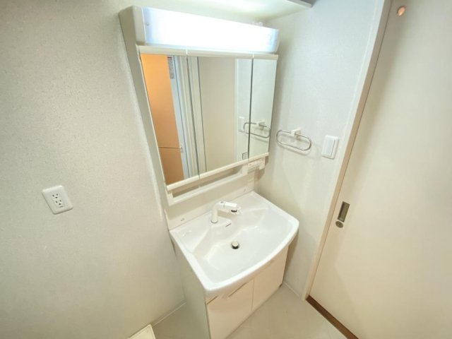 ブライトロード西宮の洗面所