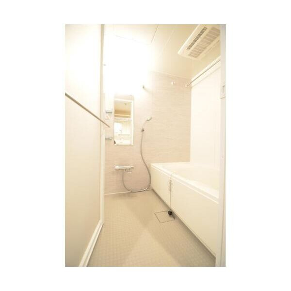 ブライトロード西宮の浴室