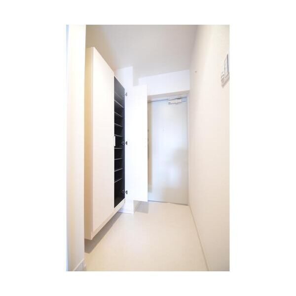 ブライトロード西宮の玄関