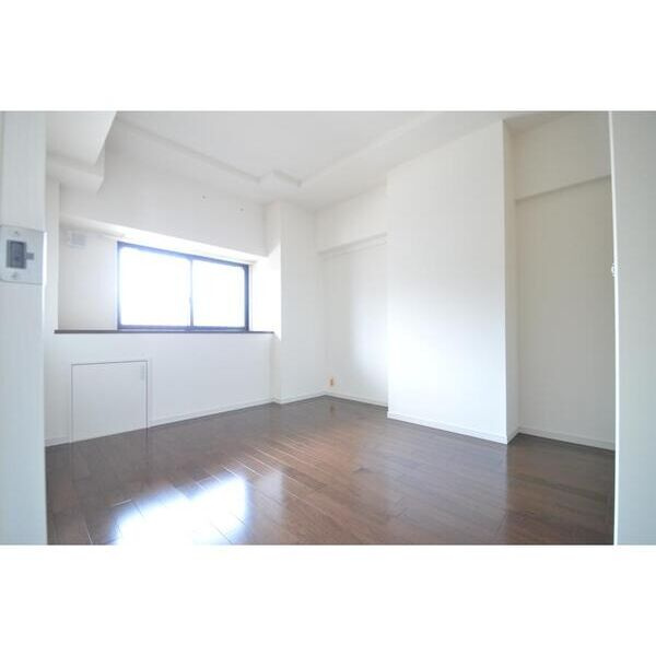 ブライトロード西宮の居間・リビング