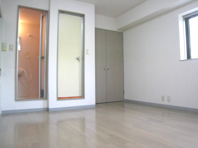 パストラルの洋室