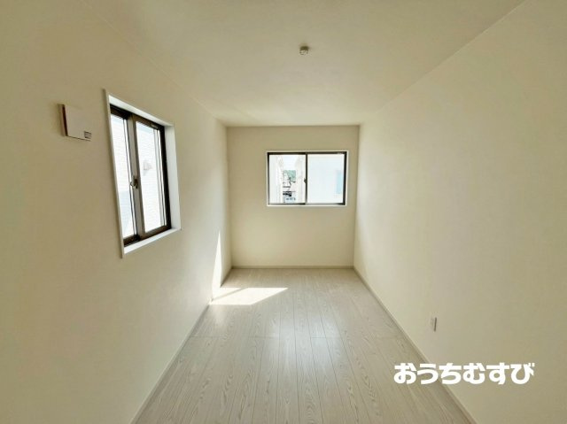 春日井市下津町1期(全2棟)の洋室