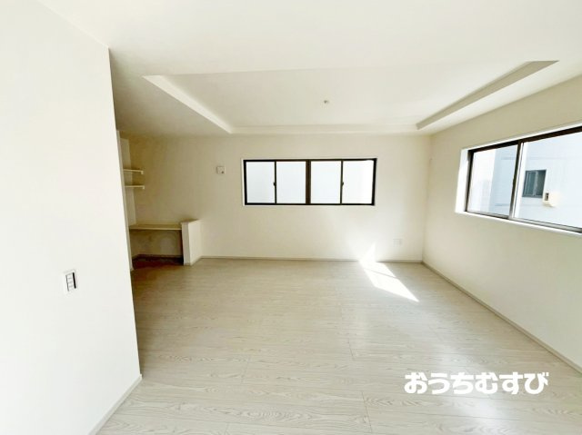 春日井市下津町1期(全2棟)の居間・リビング