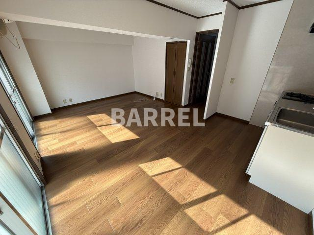 テラジハイツI号館の居間・リビング