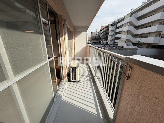 テラジハイツI号館のバルコニー