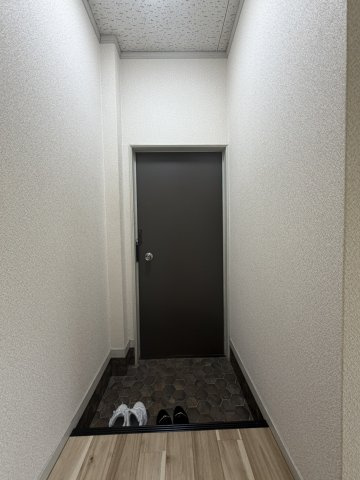 コーポ薫の玄関
