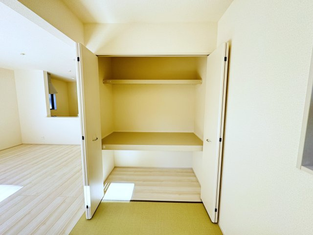 三郷市彦糸１丁目新築戸建の収納|3帖タタミコーナー収納