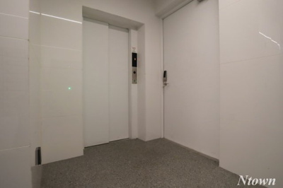 【ロビー】 | THE CROSS