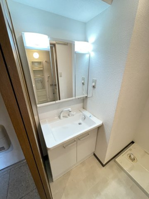 【洗面所】 | グランドソレーユ