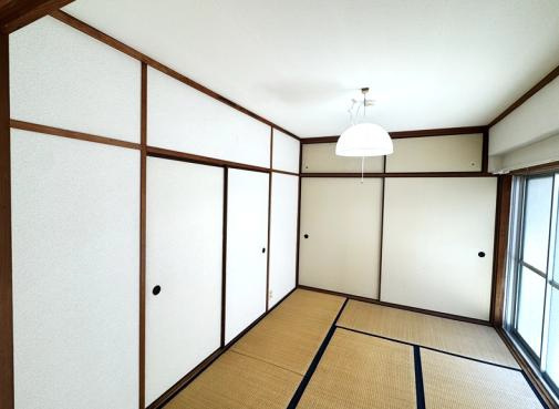 布引サイダーハイツの居間・リビング