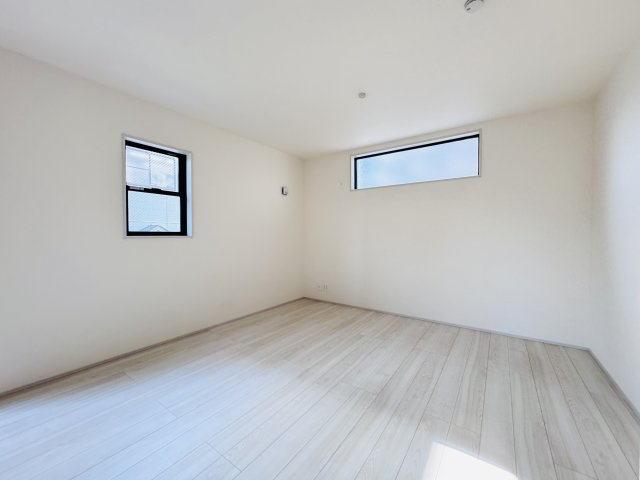 三郷市彦糸１丁目新築戸建の居間・リビング|16帖リビングダイニングキッチン