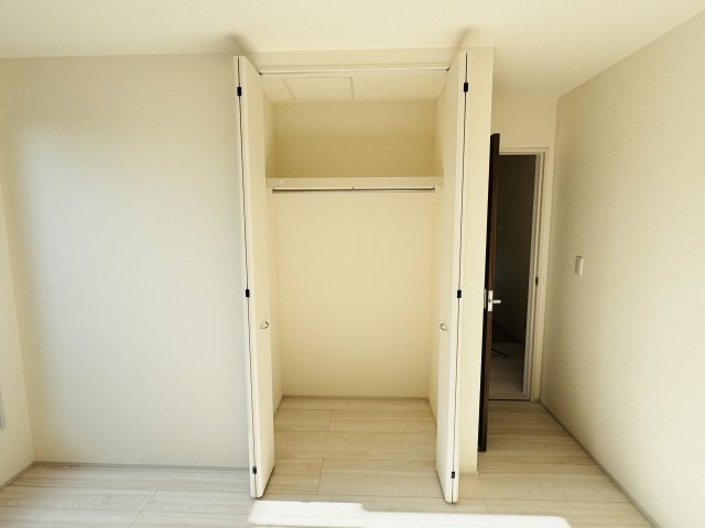 三郷市彦糸１丁目新築戸建の収納|6.5帖寝室収納