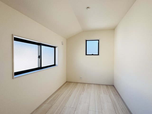 三郷市彦糸１丁目新築戸建の子供部屋|6帖洋室