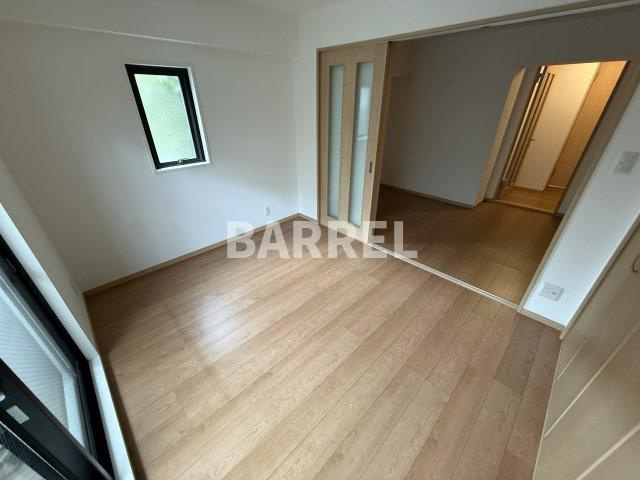 ヨルム稲津の寝室