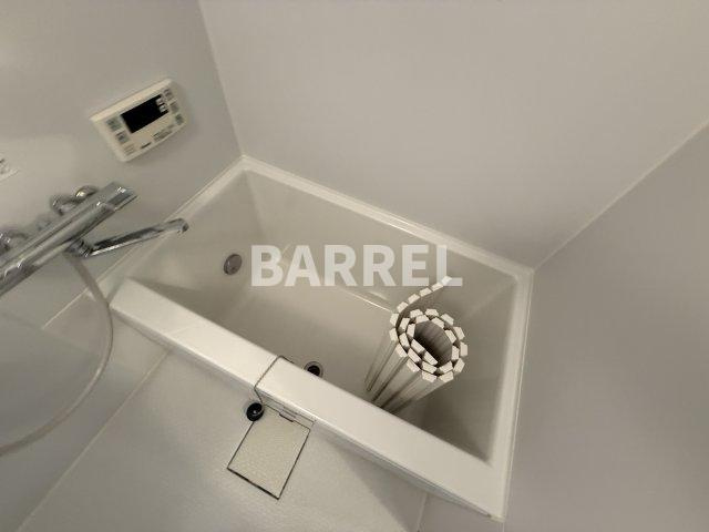 ヨルム稲津の浴室