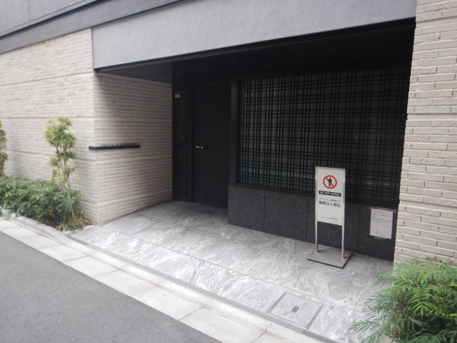 クレヴィア日本橋のエントランス
