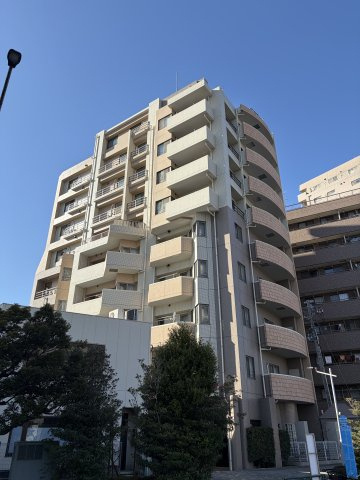 プレジール東大島の外観