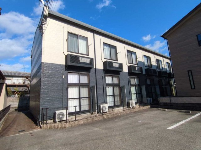 レオパレスきたじま３番館の外観