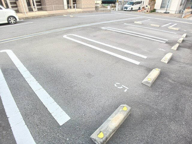 Ｈ・Ｔミニョン姫路の駐車場