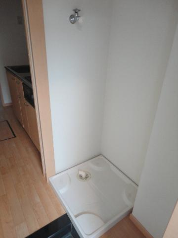 フルハウスＡ棟のその他|洗濯機置場