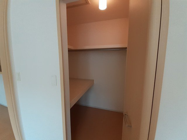 メゾン・ド・キャッスルの収納