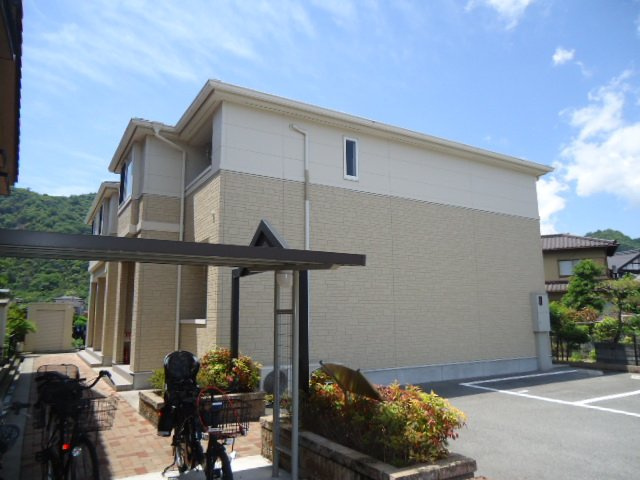 サンパレスの外観|外観写真（昼）