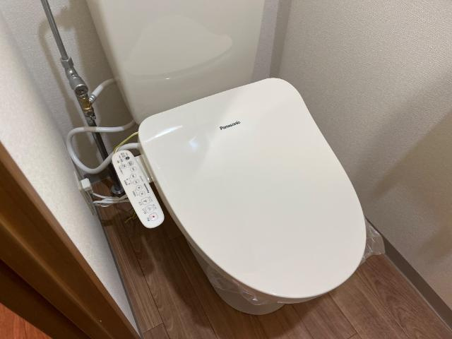 ＩＮＧＬＥ　ＳＩＤＥのトイレ|トイレ