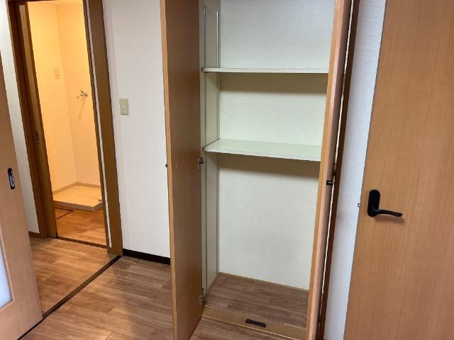 ＩＮＧＬＥ　ＳＩＤＥの収納|収納