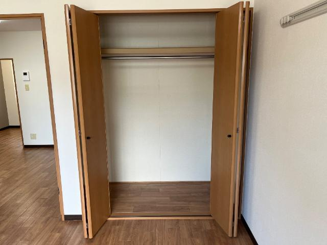 ＩＮＧＬＥ　ＳＩＤＥの収納|収納