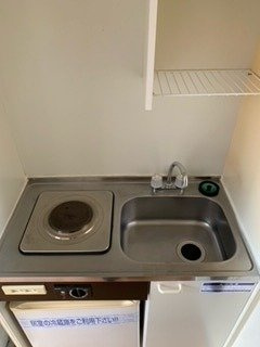 レオパレスＯＺＡＫＩのキッチン