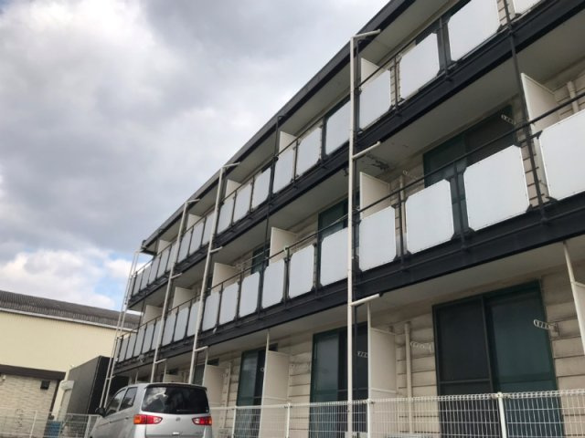 レオパレスＯＺＡＫＩ