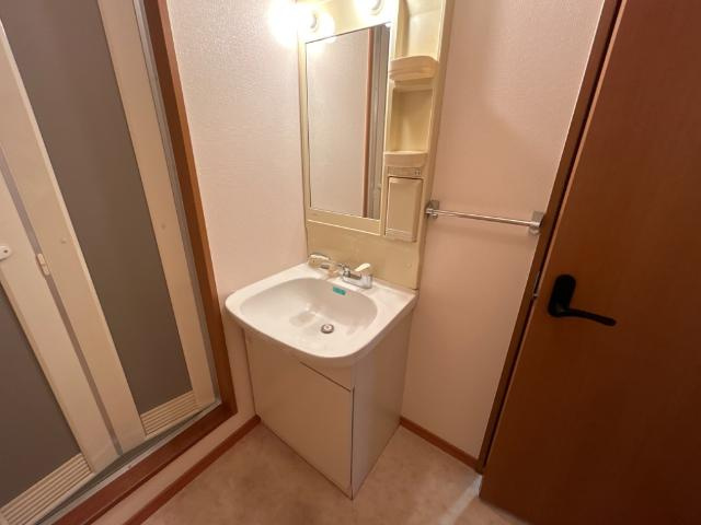 プチ・ボヌールの洗面所|洗面