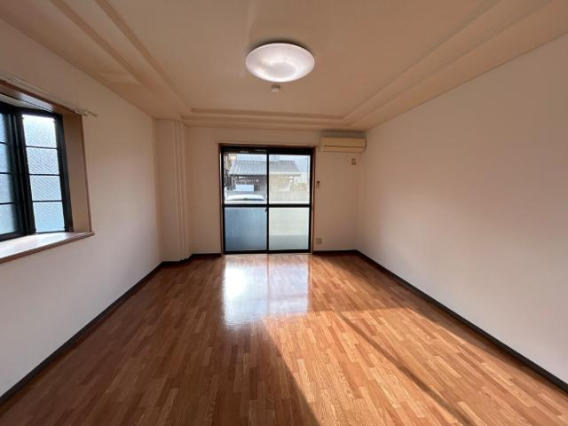 サクセスＯＮの寝室|寝室