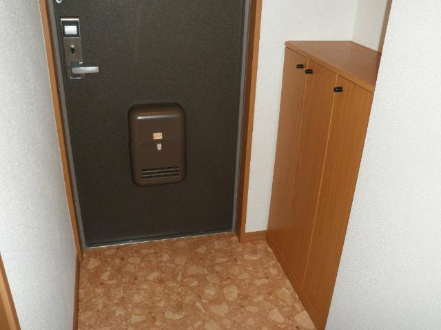 ラフィーヌ上野田Ⅱの玄関|玄関