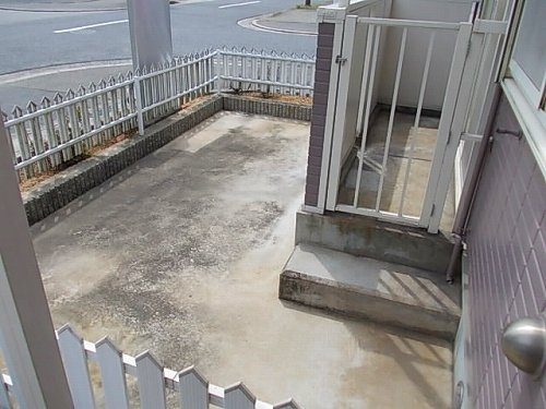 キャメルハウスＡの庭