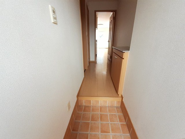 ウエスト　ウッド　アベニューの玄関