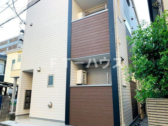 Historia大久保のロビー