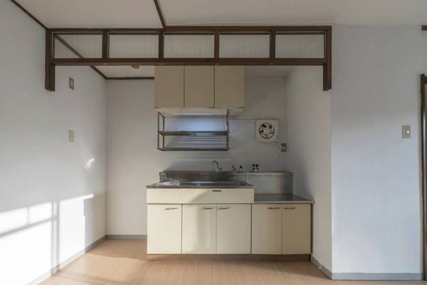 ビレッジハウス書写台2号棟のキッチン|ビレッジハウスの同一物件・同一タイプの間取りの写真です