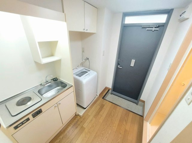 レオパレスセント・クロスの玄関