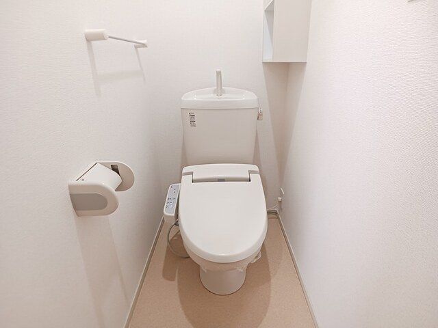 アン・グランジェのトイレ