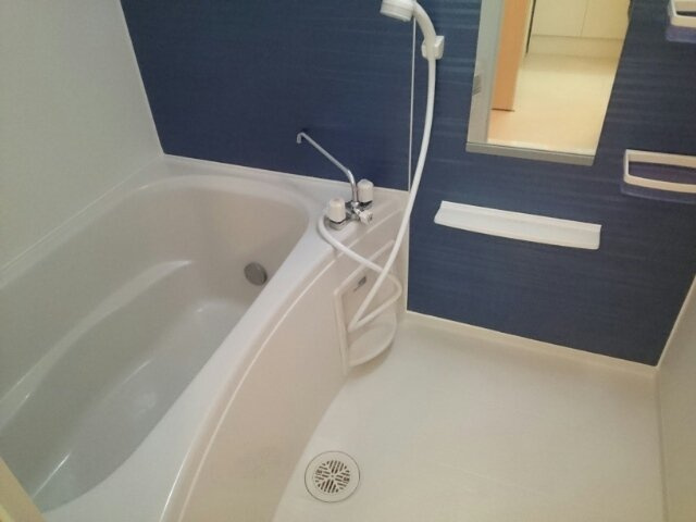 シャングリラ　Ａの浴室