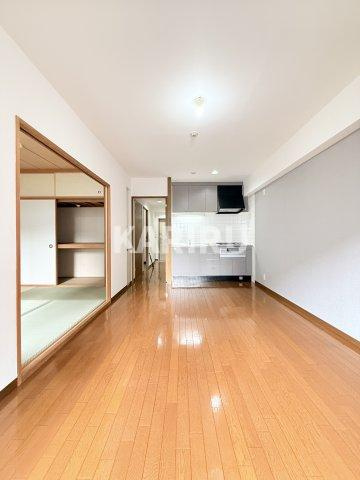 サンシード城東の居間・リビング